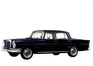 Mercedes-Benz 230 S